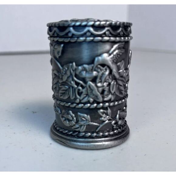Vintage Pewter Hummingbird Embossed Postage Stamp Roll Holder Dispenser 2" - Picture 3 of 12